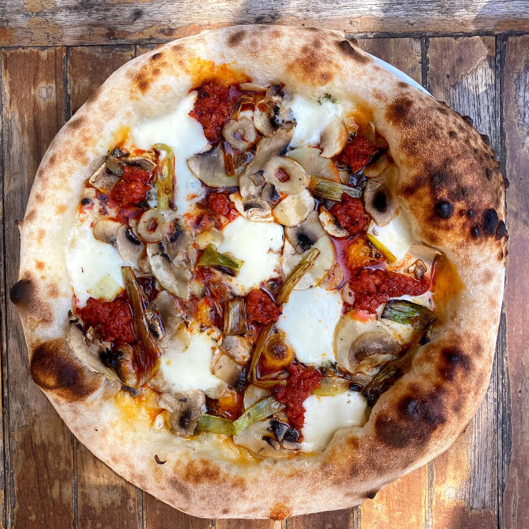 The final perfected pizza at Salumeria Gardens